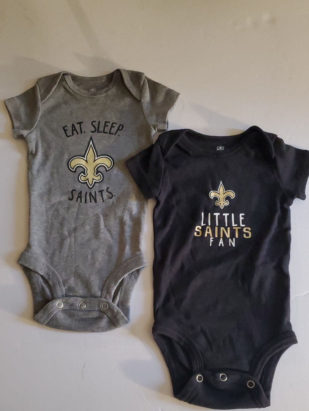 Set Of 2 NFL Team Apparel New Orleans Saints Baby One-Piece Bodysuit Size 3M